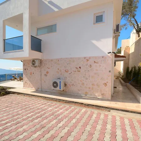 Villa Private Focus