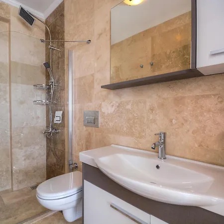 Private Focus Villa