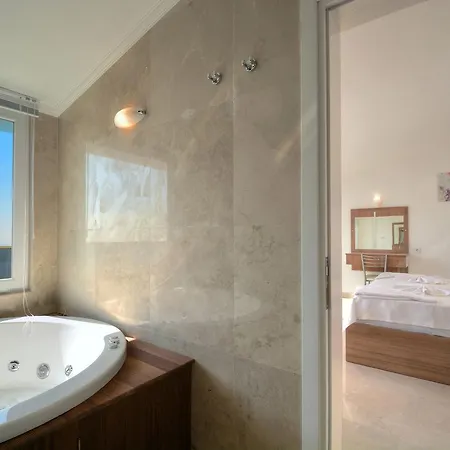 Private Focus Villa